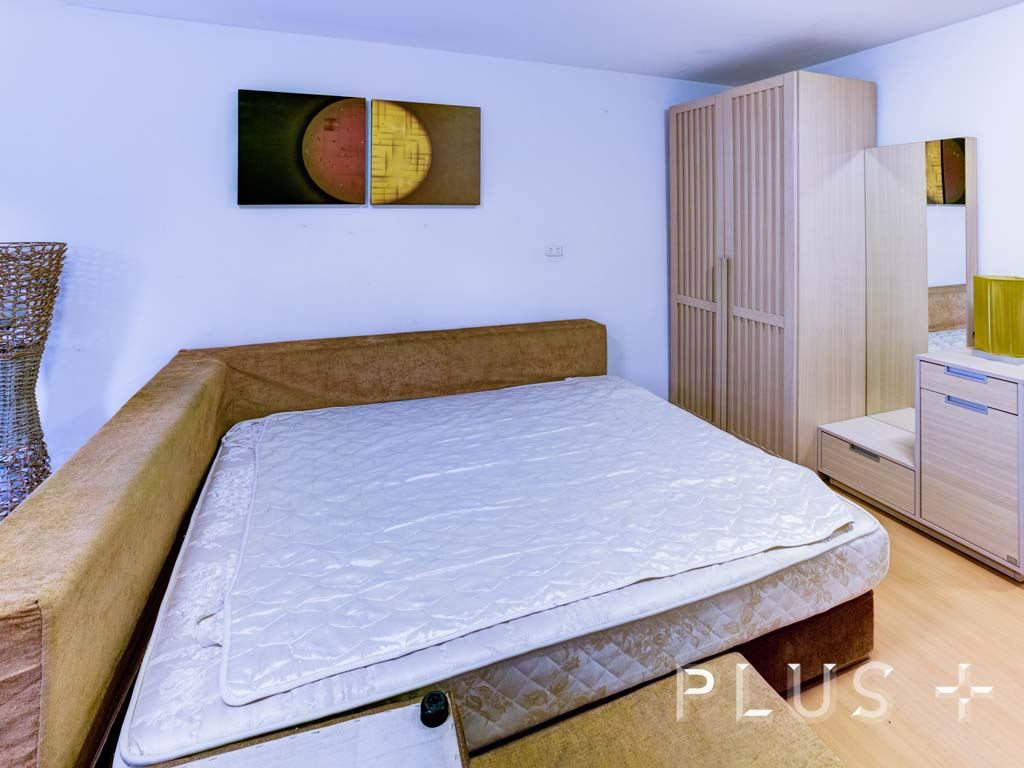 พลัส 38 ฮิป