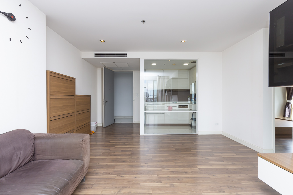 เดอะ รูม สาทร - ตากสิน