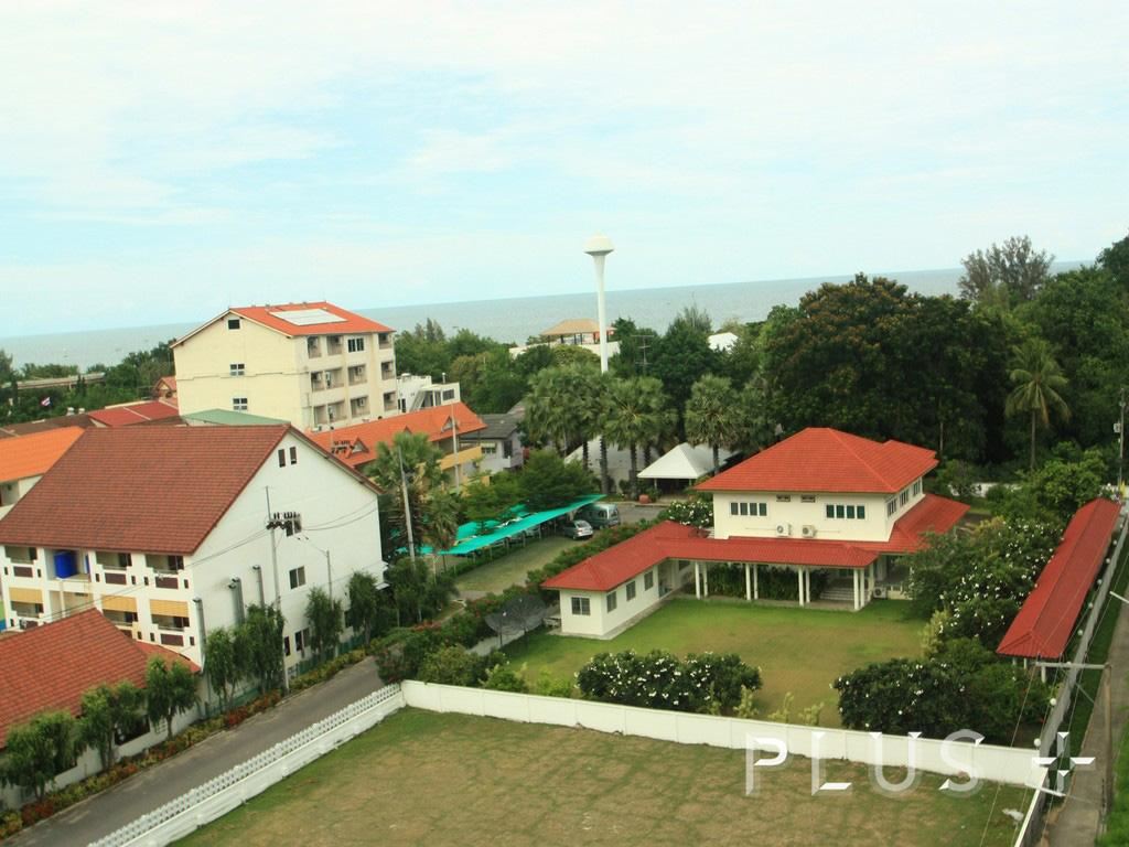 บ้านแสนดาว
