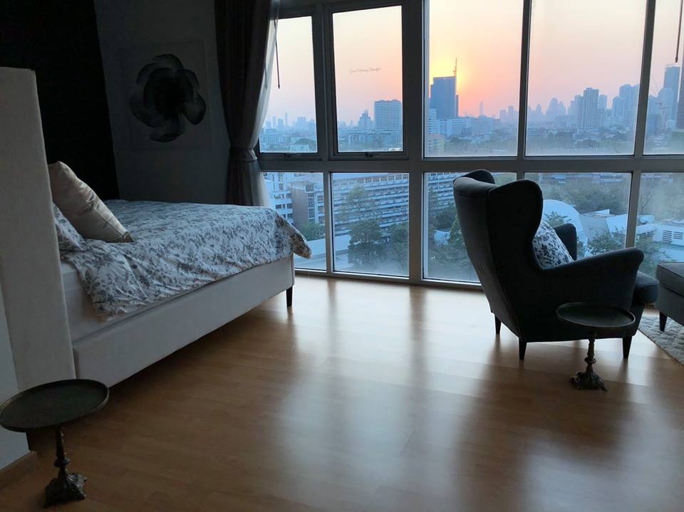 ณุศาศิริ แกรนด์ คอนโด