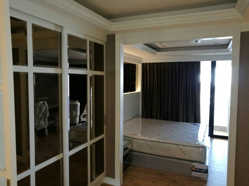 สเตท ทาวเวอร์