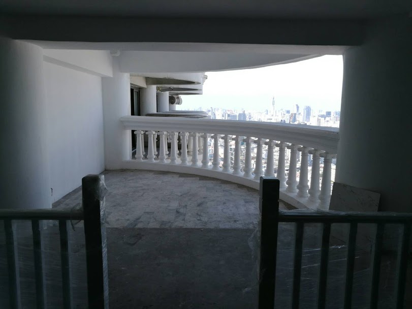 สเตท ทาวเวอร์
