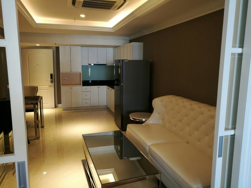 สเตท ทาวเวอร์