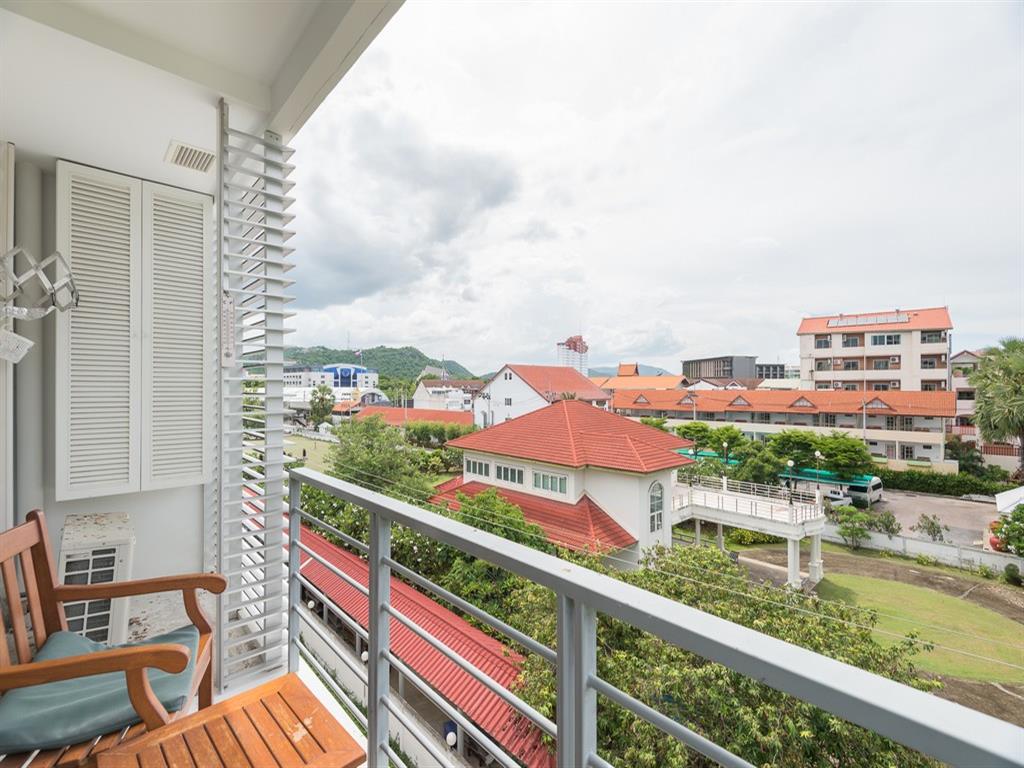 บ้านแสนดาว