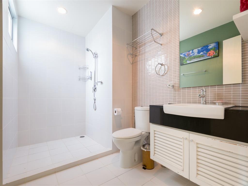 บ้านแสนดาว