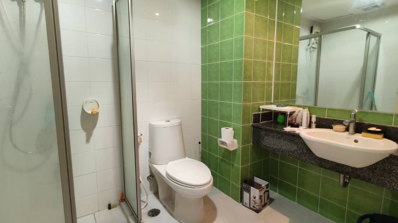Sub image