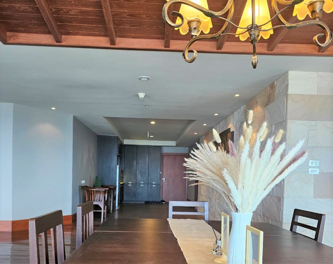 สเตท ทาวเวอร์