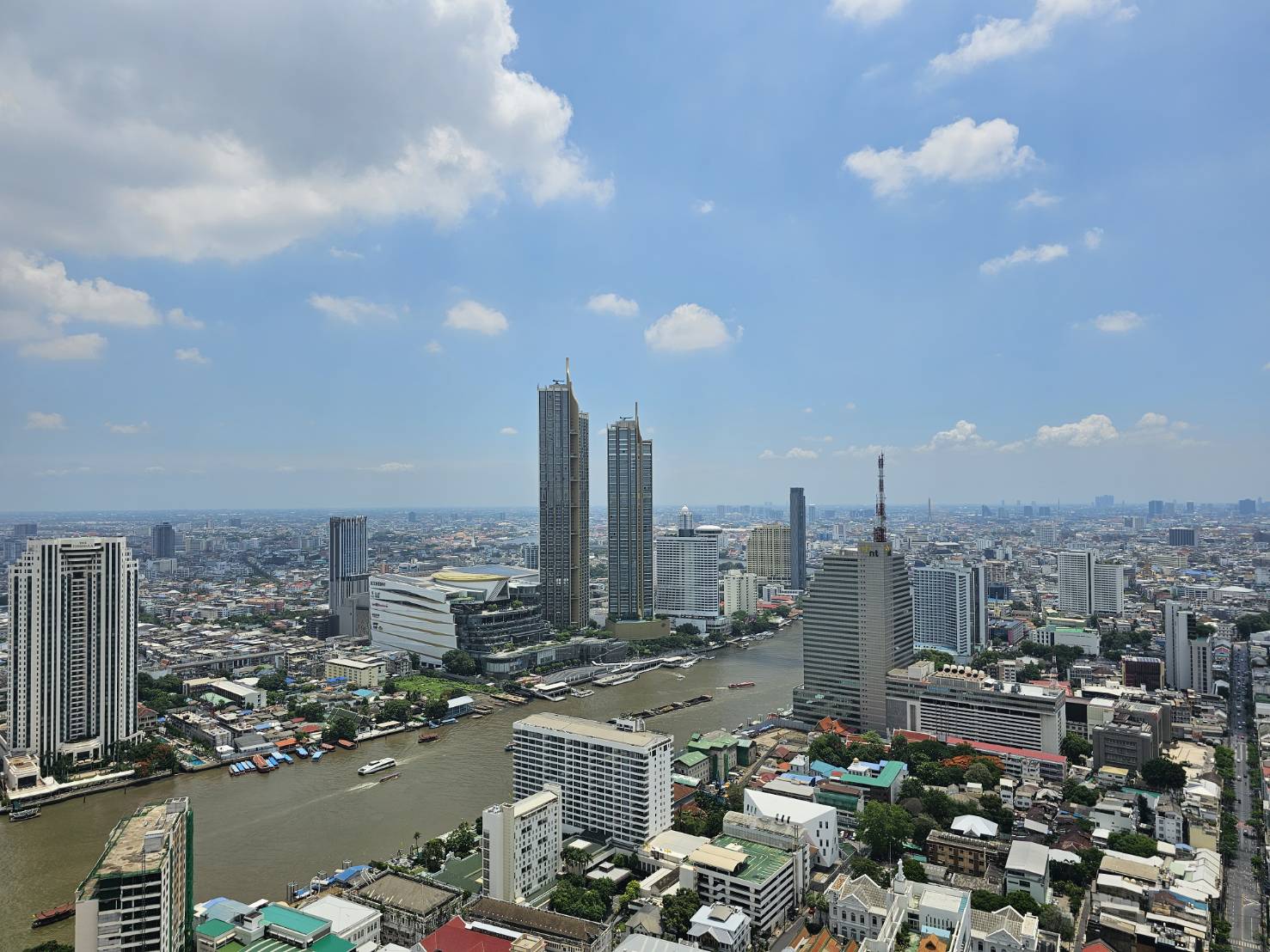 สเตท ทาวเวอร์