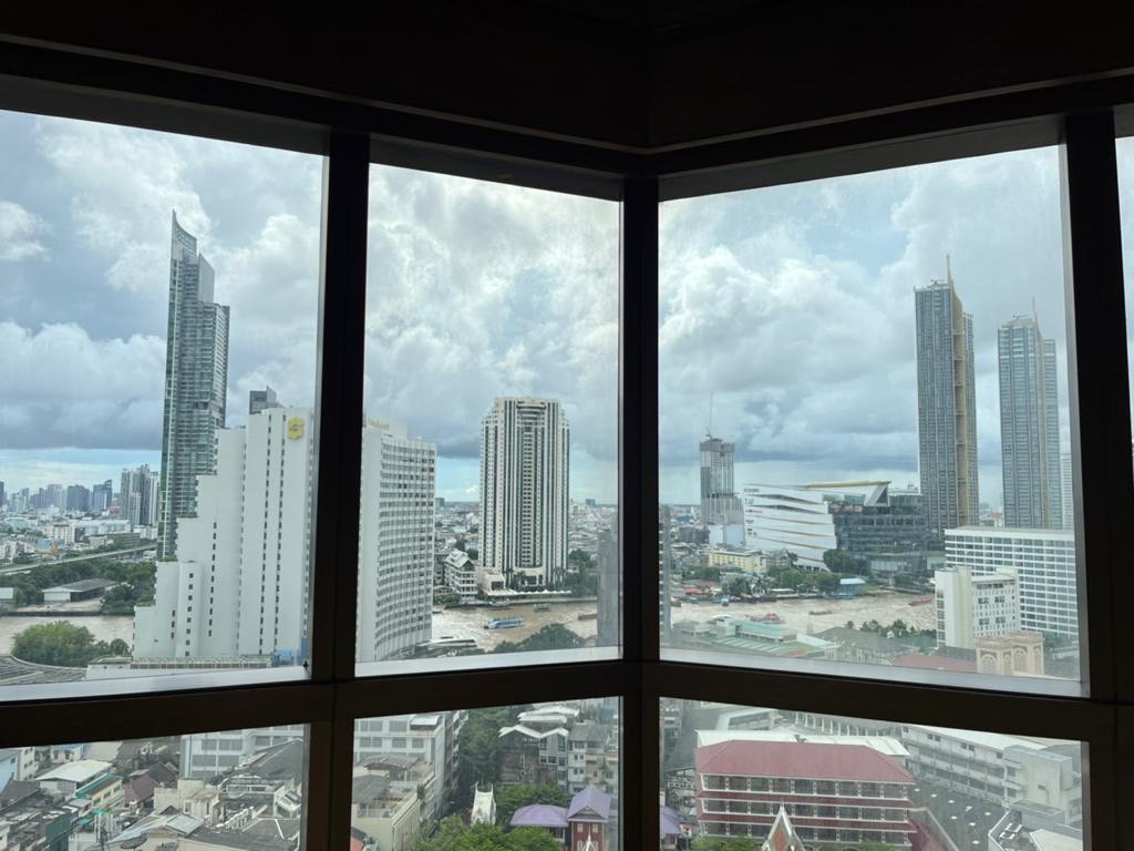 สเตท ทาวเวอร์